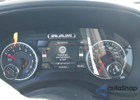 2022 Ram 1500 Big Horn 4X4 5'7 Box z USA, uszkodzony, nr VIN 1C6SRFFT1NN477590